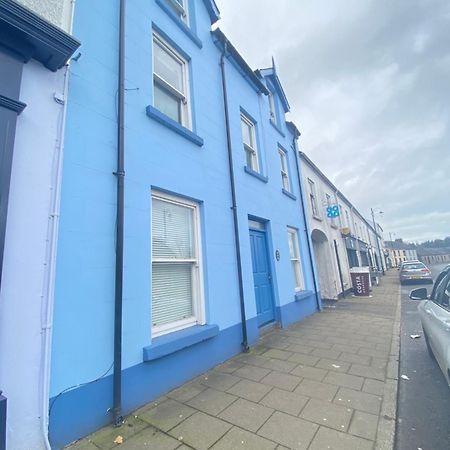 The Blue House Apartments Бушмилс Экстерьер фото